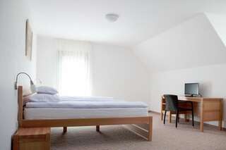 Курортные отели Lobogo Resort Влэхица Улучшенный двухместный номер с 1 кроватью-5